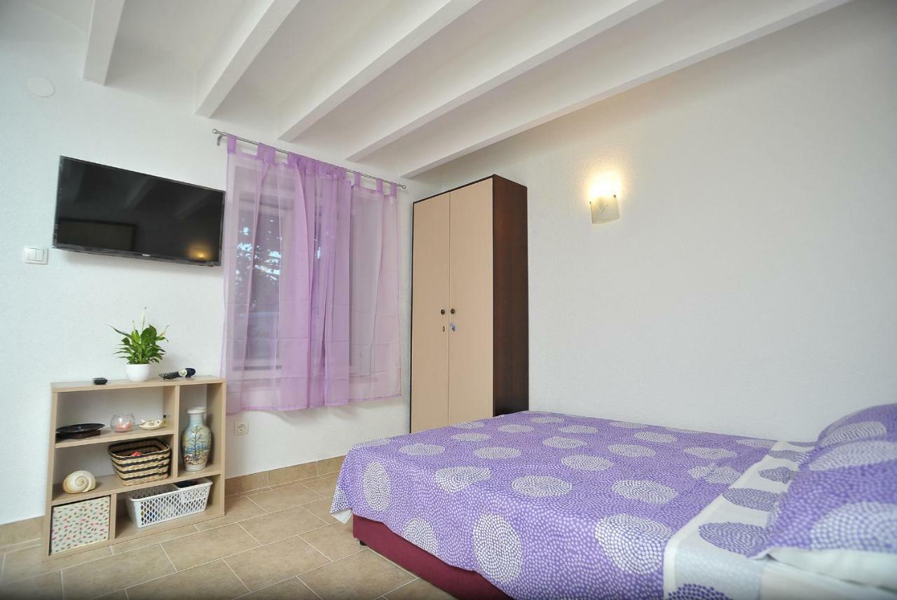 Apartments Sonia & Ana Trogir Ngoại thất bức ảnh